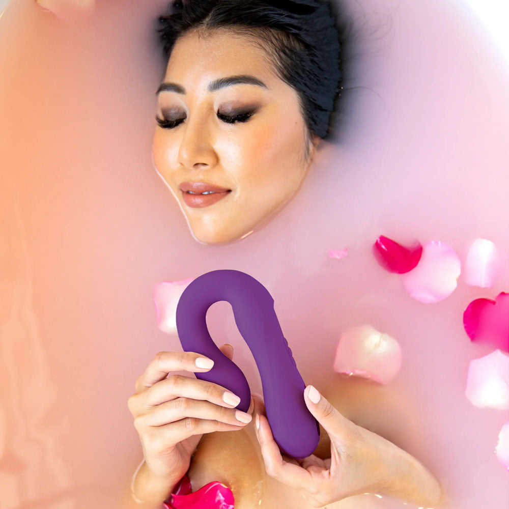 Buy JimmyJane Reflexx Rabbit 1 - Purple USB Rechargeable Dual Vibrator at NZ’s Mega Adult Toys Store. Discover premium sex toys with discreet shipping at the best price in NZ