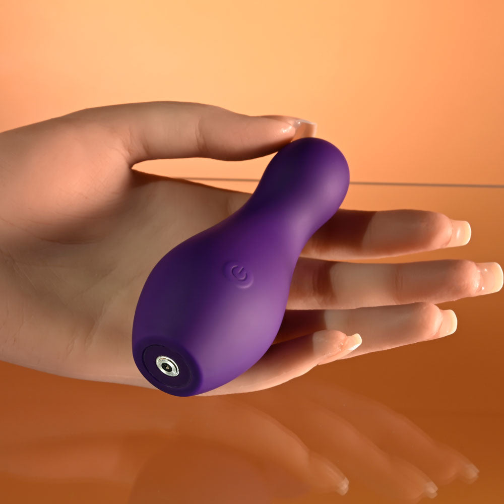 Buy Playboy Pleasure THE JET SET - VIBRATOR - Purple 10.2 cm Vibrator with Self Charging Case at NZ’s Mega Adult Toys Store. Discover premium sex toys with discreet shipping at the best price in NZ