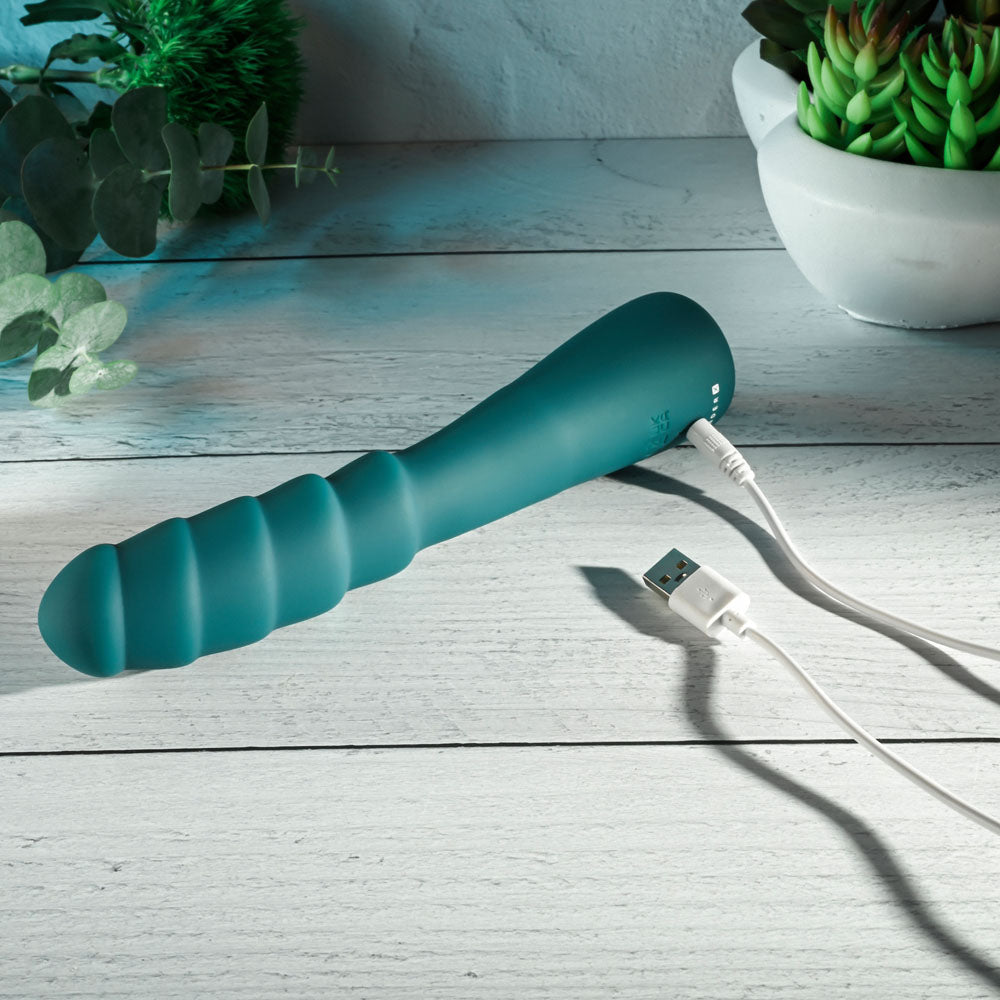 Buy Gender X SCORPION - Green 21.2 cm USB Rechargeable Vibrator at NZ’s Mega Adult Toys Store. Discover premium sex toys with discreet shipping at the best price in NZ