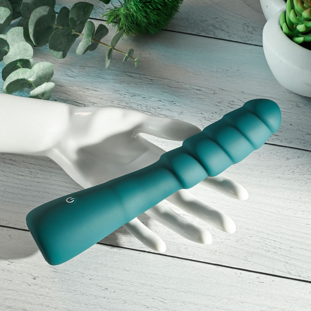 Buy Gender X SCORPION - Green 21.2 cm USB Rechargeable Vibrator at NZ’s Mega Adult Toys Store. Discover premium sex toys with discreet shipping at the best price in NZ