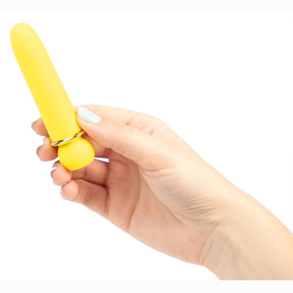 Buy Maia JAGUAR - Yellow - Yellow 10.1 cm USB Rechargeable Bullet at NZ’s Mega Adult Toys Store. Discover premium sex toys with discreet shipping at the best price in NZ